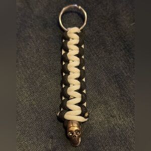 Black and White Paracord Keychain